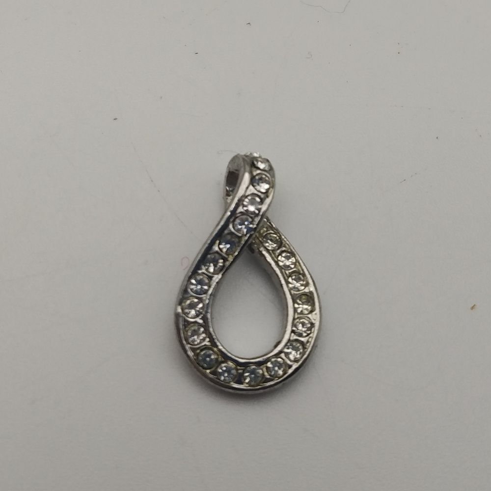 Crystal teardrop necklace‎ pendant